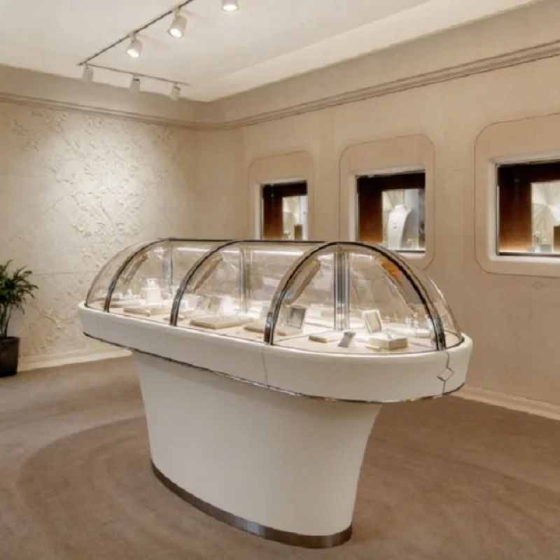 Luxe gebogen koepelvormige juw - Body Jewelry Mall recensie en prijs
